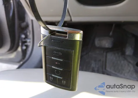 2013 Cadillac Xts Luxury from USA, damaged, VIN 2G61R5S35D9101175